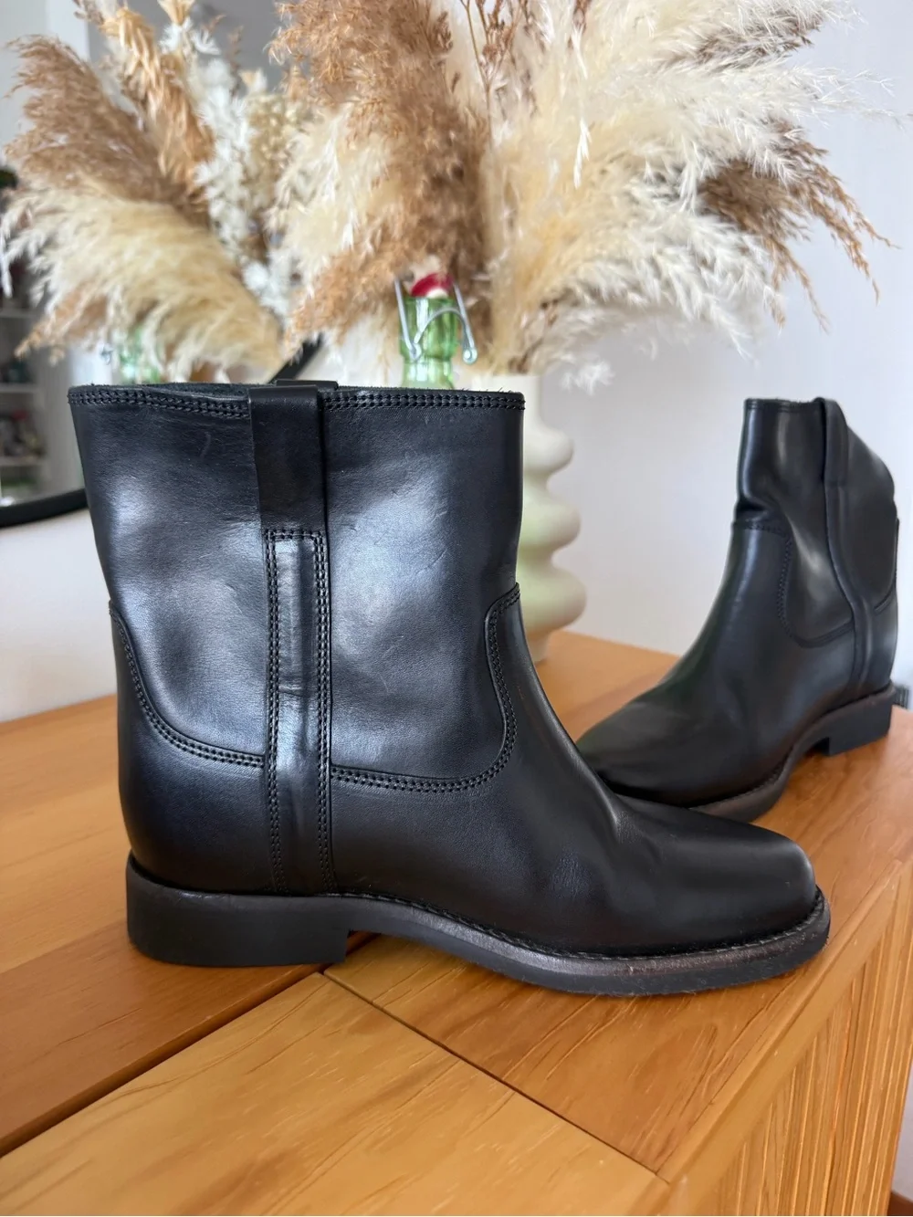 NWOT Isabel Marant Black Leather Ankle Boots